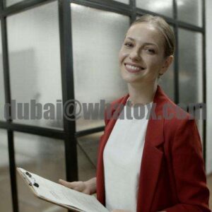 Свяжитесь со мной и я с удовольствием помогу вам с переводами!